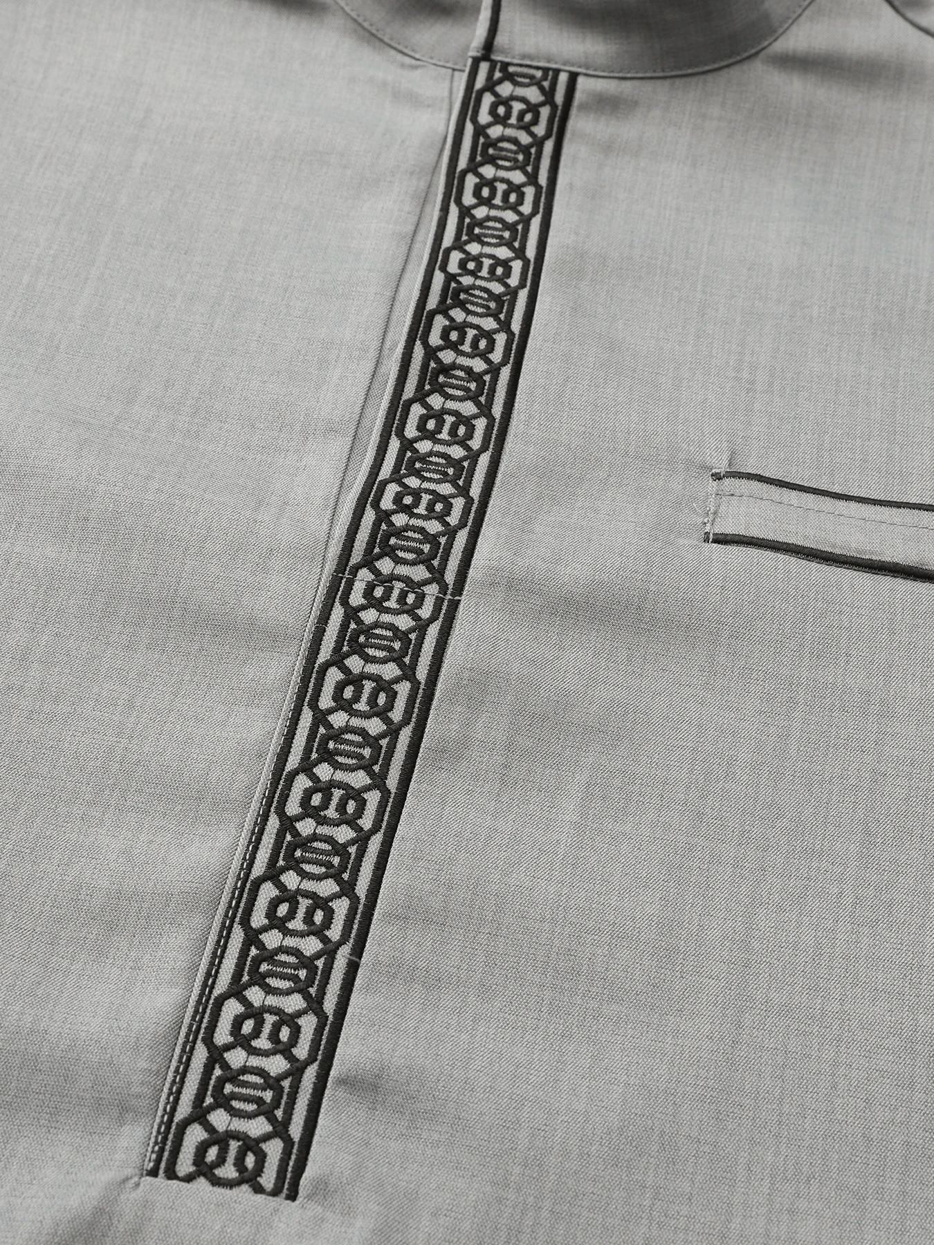 nuovo stile colletto rialzato sciolto islamico a maniche lunghe ricamato colletto rialzato uomo arabo thobe, abito da uomo arabo musulmano