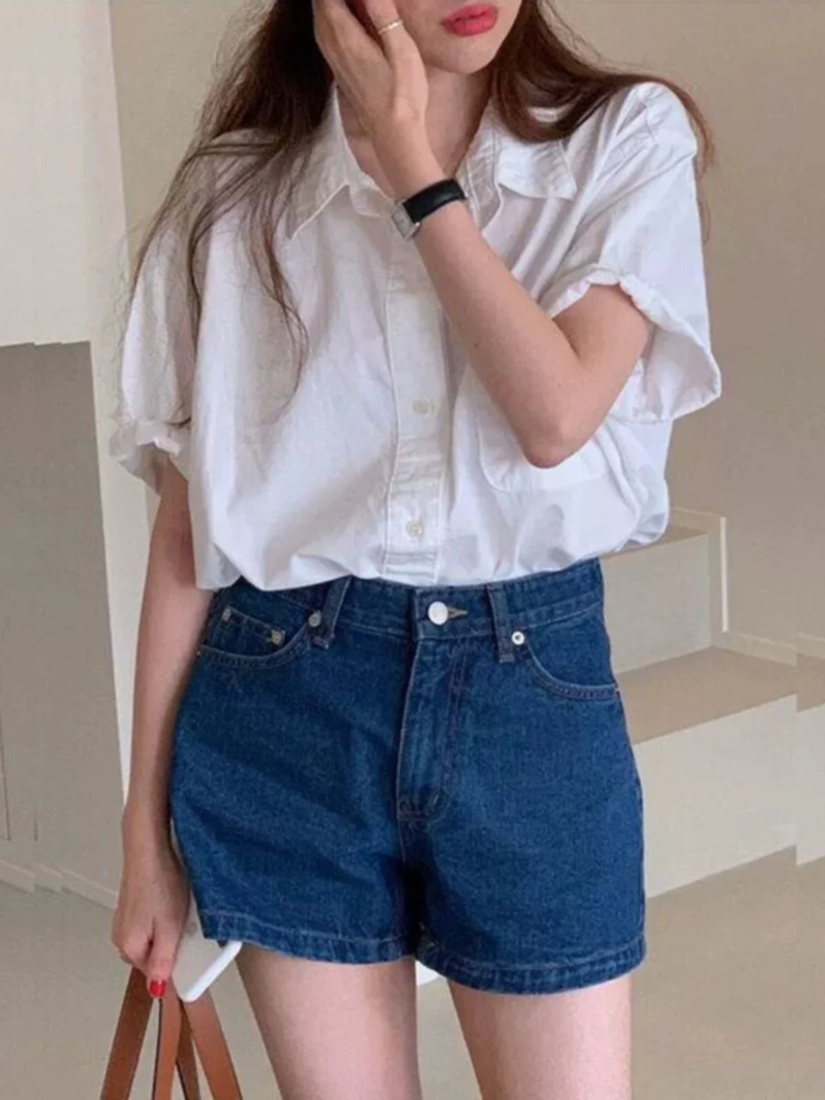 

Женская повседневная рубашка в корейском ретро-стиле, тонкая, с коротким рукавом, отложным воротником, летняя модная белая блузка свободного кроя