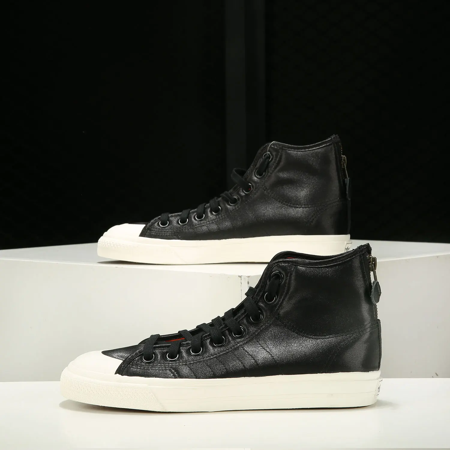 

Adidas genuine Originals NIZZA HI RF Unisex Classic Sneakers FW0263