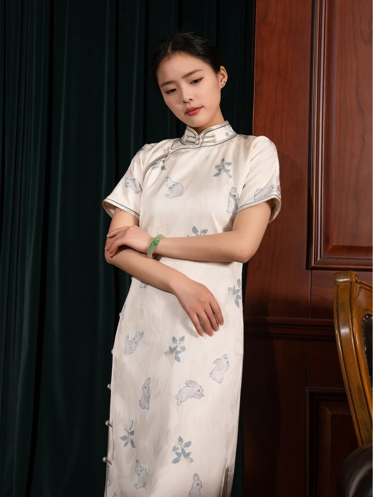 

Шелковый жоржет с цветочной вышивкой и подкладкой для повседневной носки в летний сезон