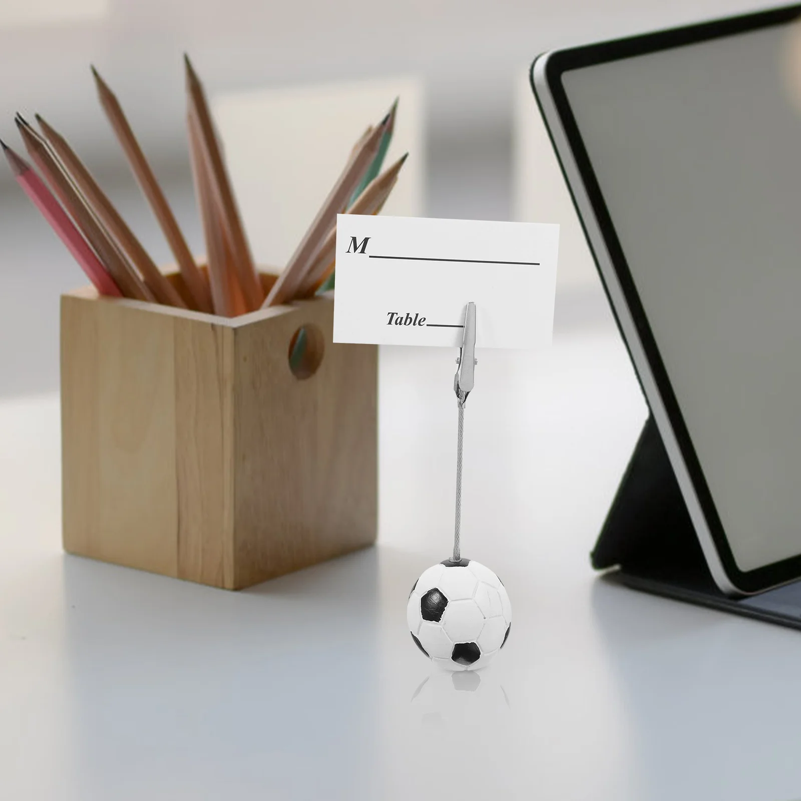 

3Pcs Sports-Themed Ball Base Memo Holders Business Card Photo Clip Desk Stand Table Number Display Business Card Holder