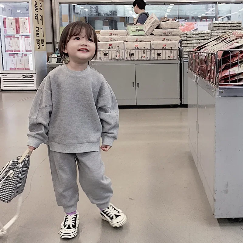 

Korean style Boys and Girls tracksuits sweatshirt and sweatpants Autumn Unisex Children loose all-match soft cotton sports sets