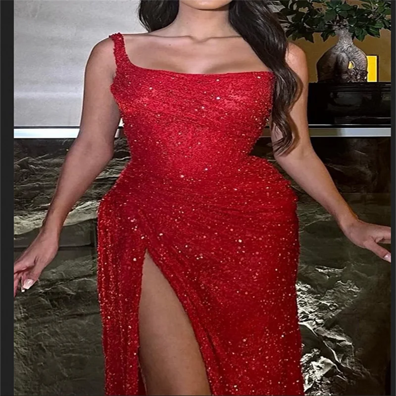 Personalizado vermelho cinta de espaguete lantejoulas vestidos de baile sem mangas bainha vestidos de noiva lado alta divisão vestido de noite 2025