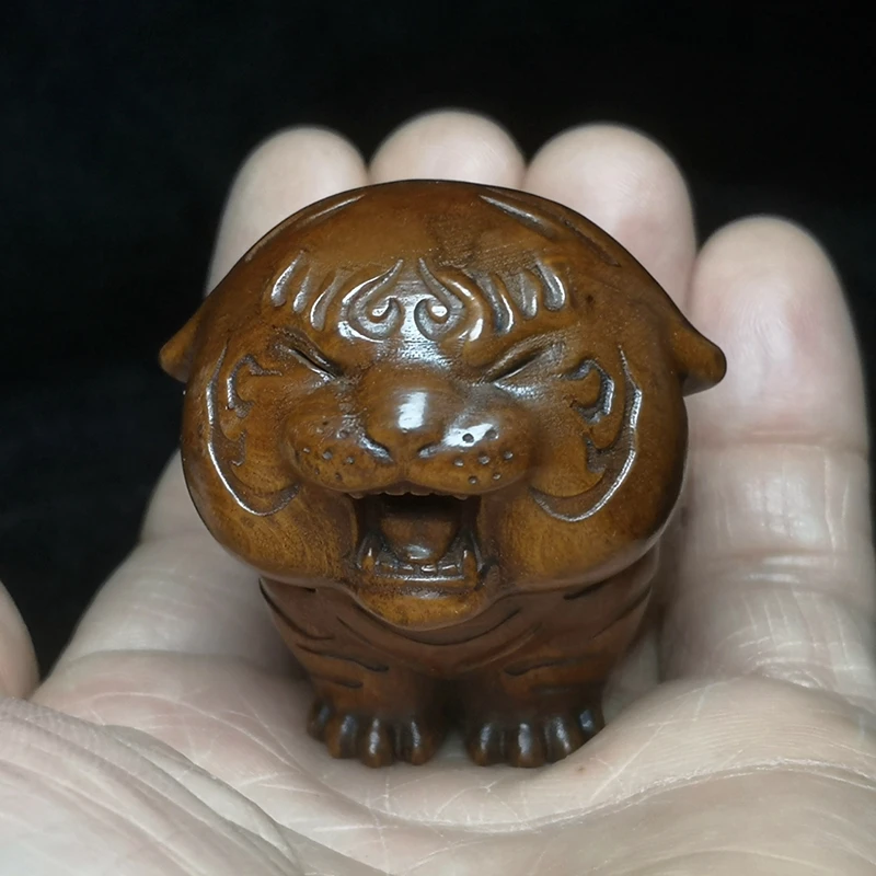 

H 5.3 CM Chinese boxwood Hand carved Tiger Figure Statue Decoration Collection