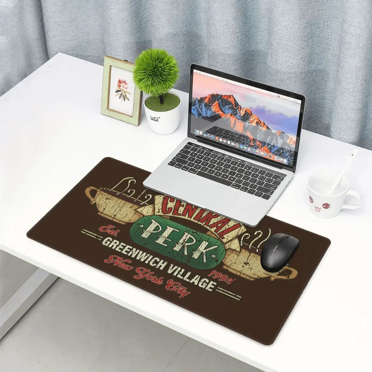 Large Mouse Pad Central Perk Friends Logo Gamer PC Laptop Mats Keyboard Carpet Computer Gaming Office Accessories Desk Mat