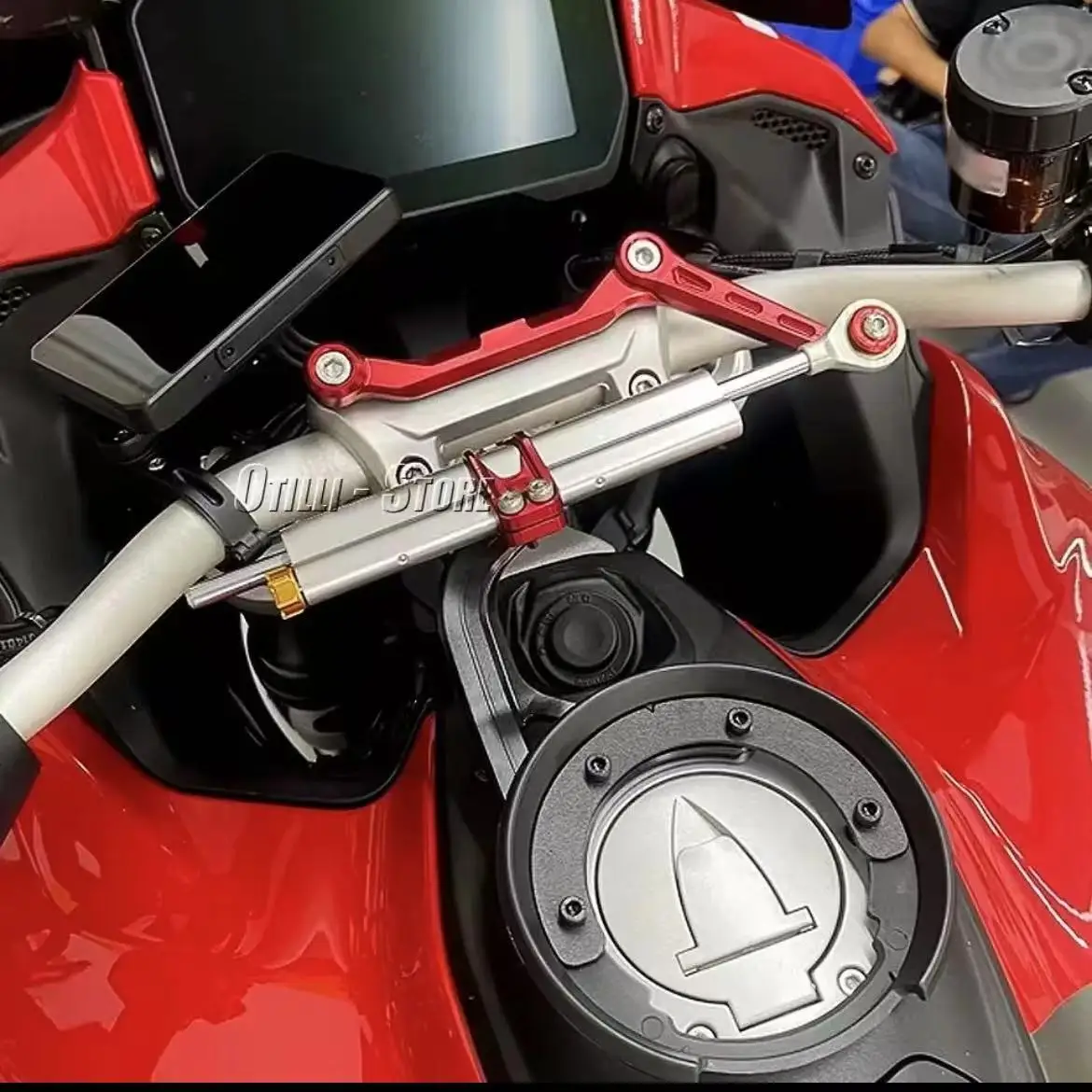 

Для мотоциклов Ducati Multistrada V4 S Pikes Peak RS 2021-2024: Комплекты кронштейнов для стабилизирующего рулевого демпфера