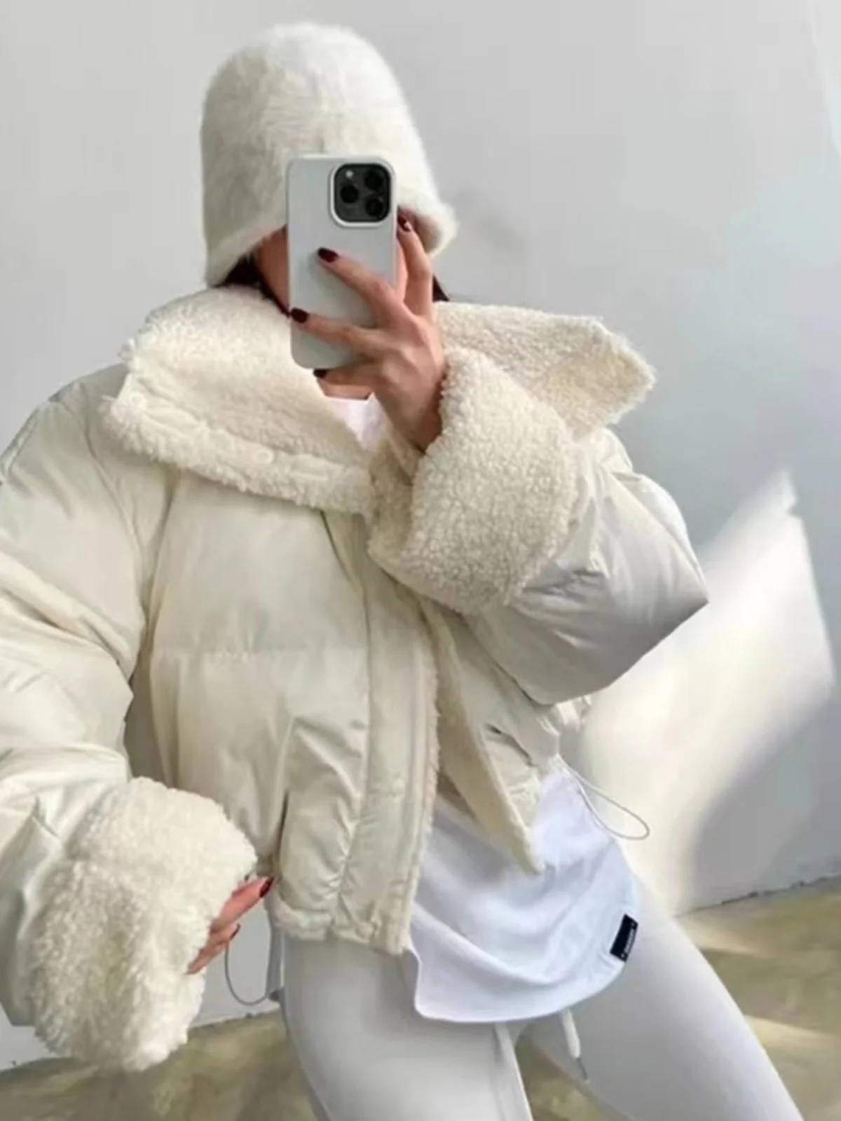 Modny płaszcz damski z bawełny Thiened na zimę 2024, nowy, luźny, bejsbolówka, z futerkiem jagnięcym, ciepły, w stylu koreańskim.