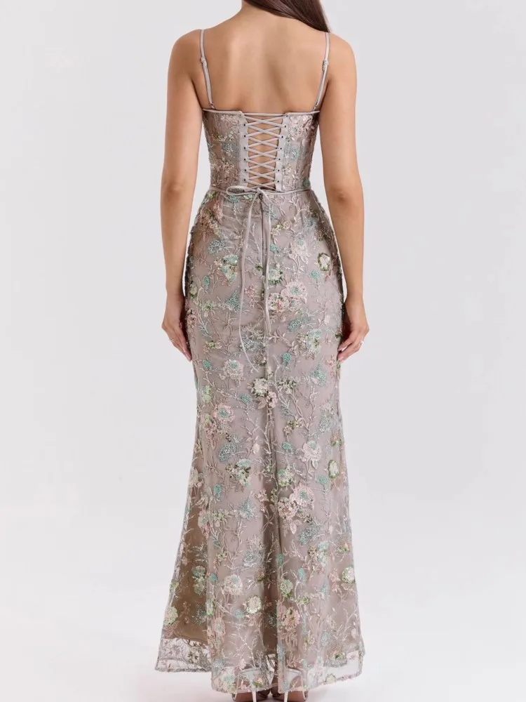 新しい女性のセクシーなホットガールスリムドレス春と夏の気質ローカラーノースリーブバックレスタイ宴会ハイウエストスカート