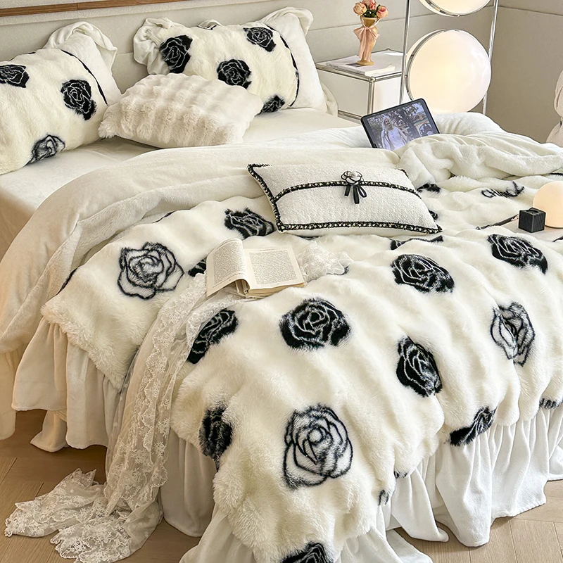 

French Luxury Faux Fur Warm Bedding Set Princess Style Coral Soft 4 Pieces Bed Sheet Double sided Plush Quilt Cover Fast Ship