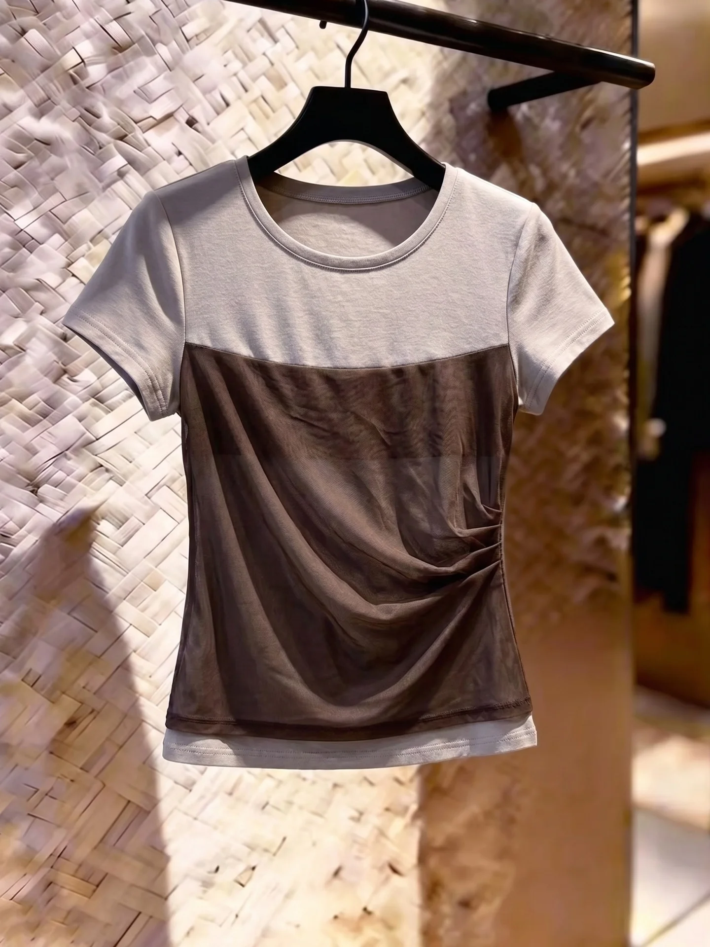 Korean Style Short Sleeve T-Shirt Color Block Design Fashionable Ageless Women's Top Commute Style Straight Cut Summer New