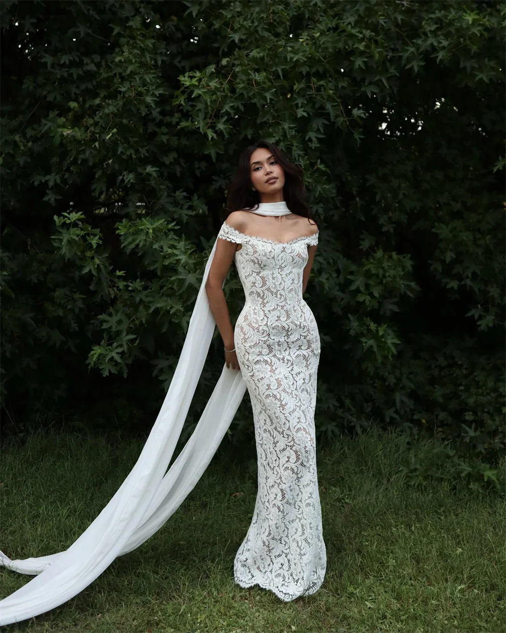 Kyoto Aangepaste Ivoor Uit de Schouder Zeemeermin Trouwjurk Mouwloos Vloerlengte vestidos de noche Eenvoudig Met Sjaal Formeel