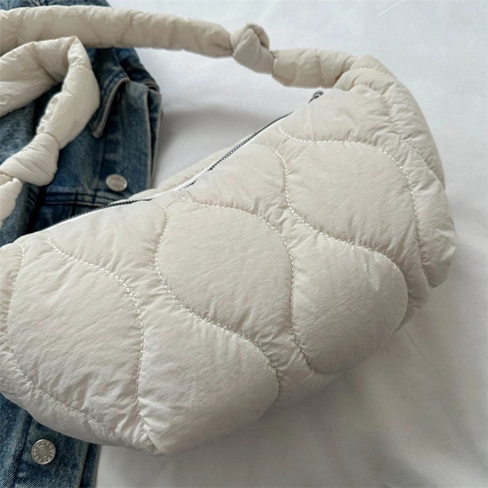 Borsa a tracolla imbottita da donna Borsa shopper con cuscino morbido Borsa a tracolla con volant Borsa tote imbottita Borse firmate a quadretti invernali