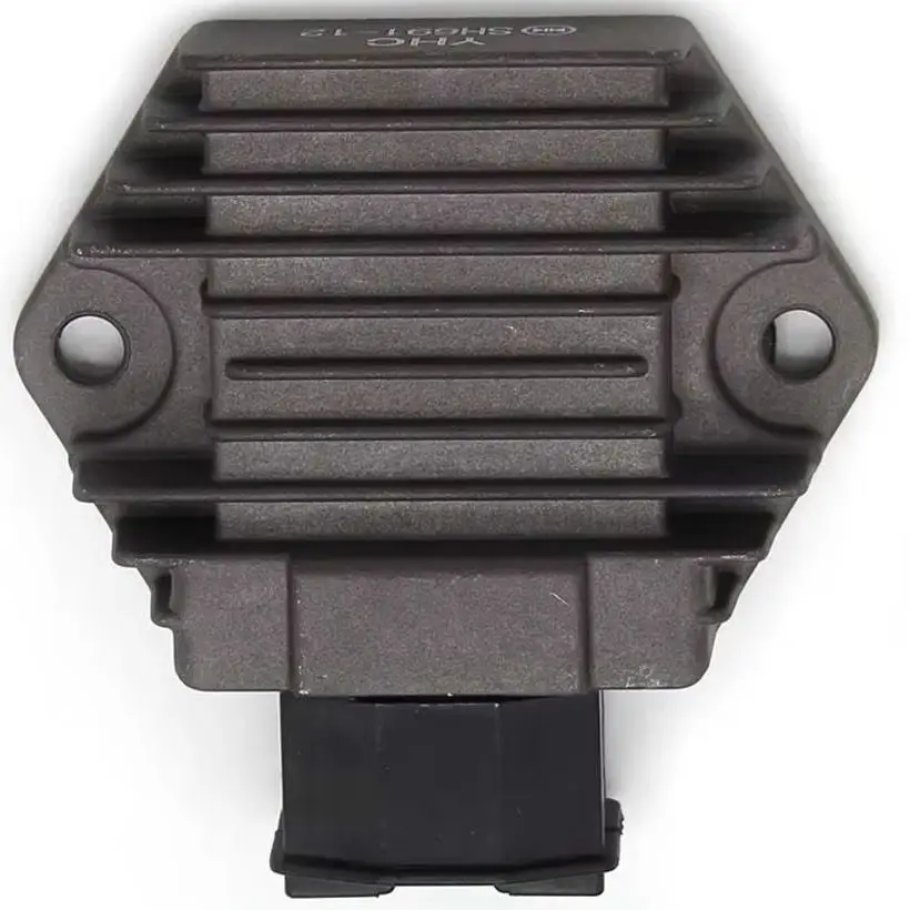 

Voltage Regulator Rectifier For Honda NSR250 MC18 MC21 MC28 VFR400 NC30 RVF400 NC35 CBR600 F2 F3 CBF500 CBF600 SH125 Accessories