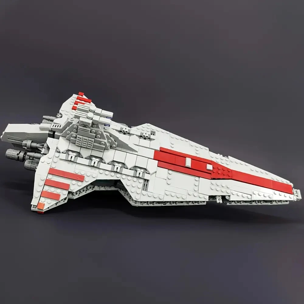 High-tech Attack Cruiser Fighter Destroyer Space Vehicle Brick Technical Model Space Ship Toys Birthday Christmas Gifts 960pcs