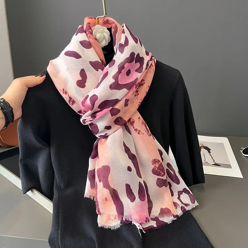 Spain Lovely Ombre Leopard Dot Fringe Viscose Shawl Scarf Lady High Quality Wrap Pashmina Stole Bufandas Muslim Hijab 180*90Cm