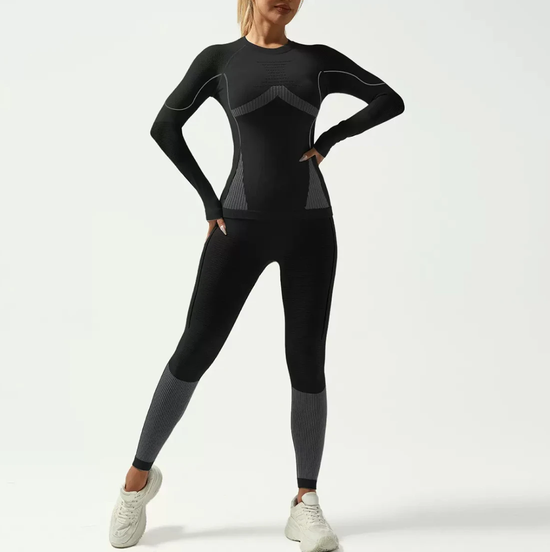 

Light luxury autumn and winter moisture-absorbing and sweat-wicking ski suit, warm and quick-drying underwear set, fitness sport