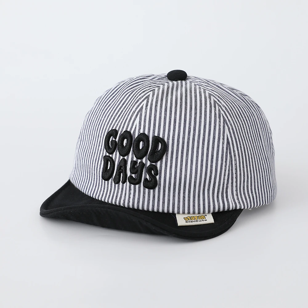 Koreanische Version mit frischem Karomuster, dreidimensional bestickte Gooddays-Baseballkappe mit weicher Krempe – geeignet für den Außeneinsatz