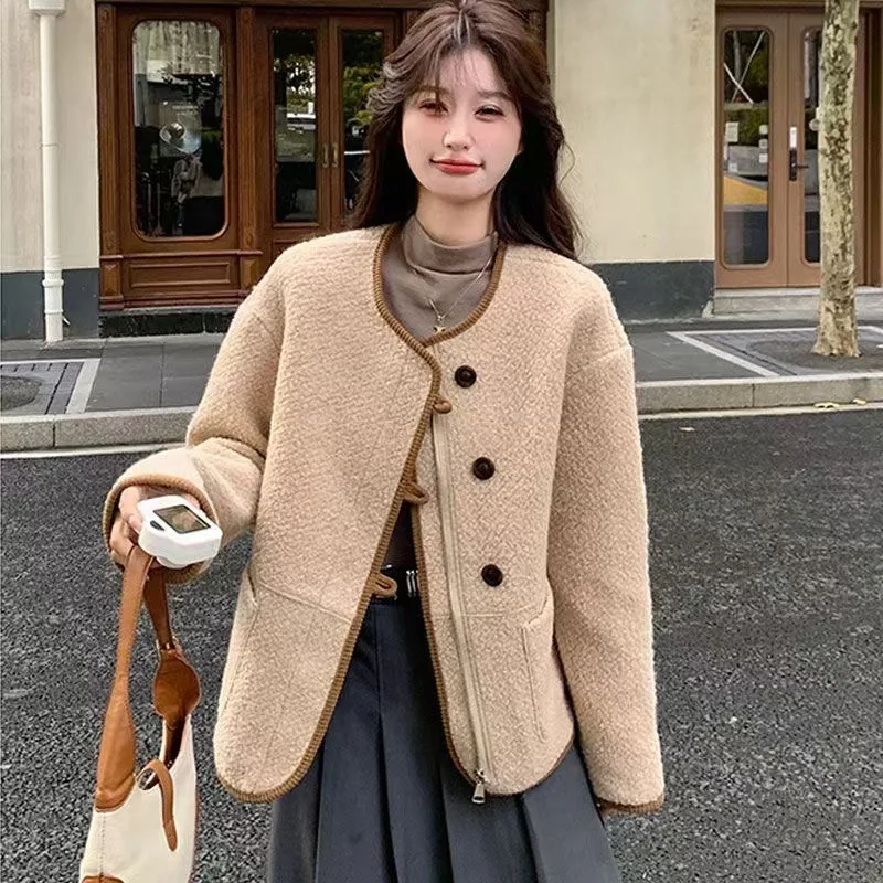 

Retro Korean Style Jacket for Women in Winter 2025, New Korean Version with Thickened Temperament, Casual and Lazy Style Jacket