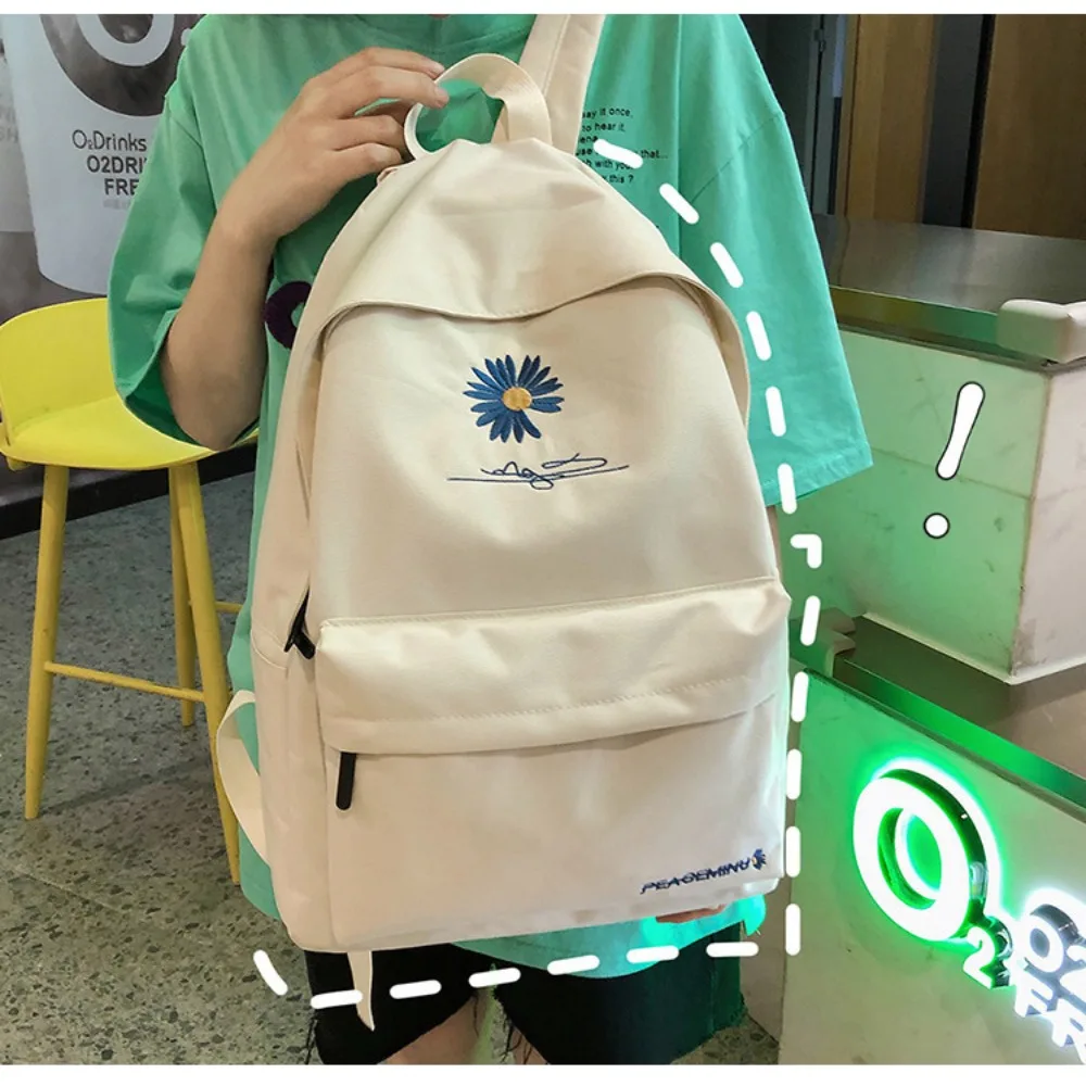 Portable Backpack Casual Canvas Book Backpack Green with Daisy Embroidery Large Capacity Street Travel Bag Student School Bags