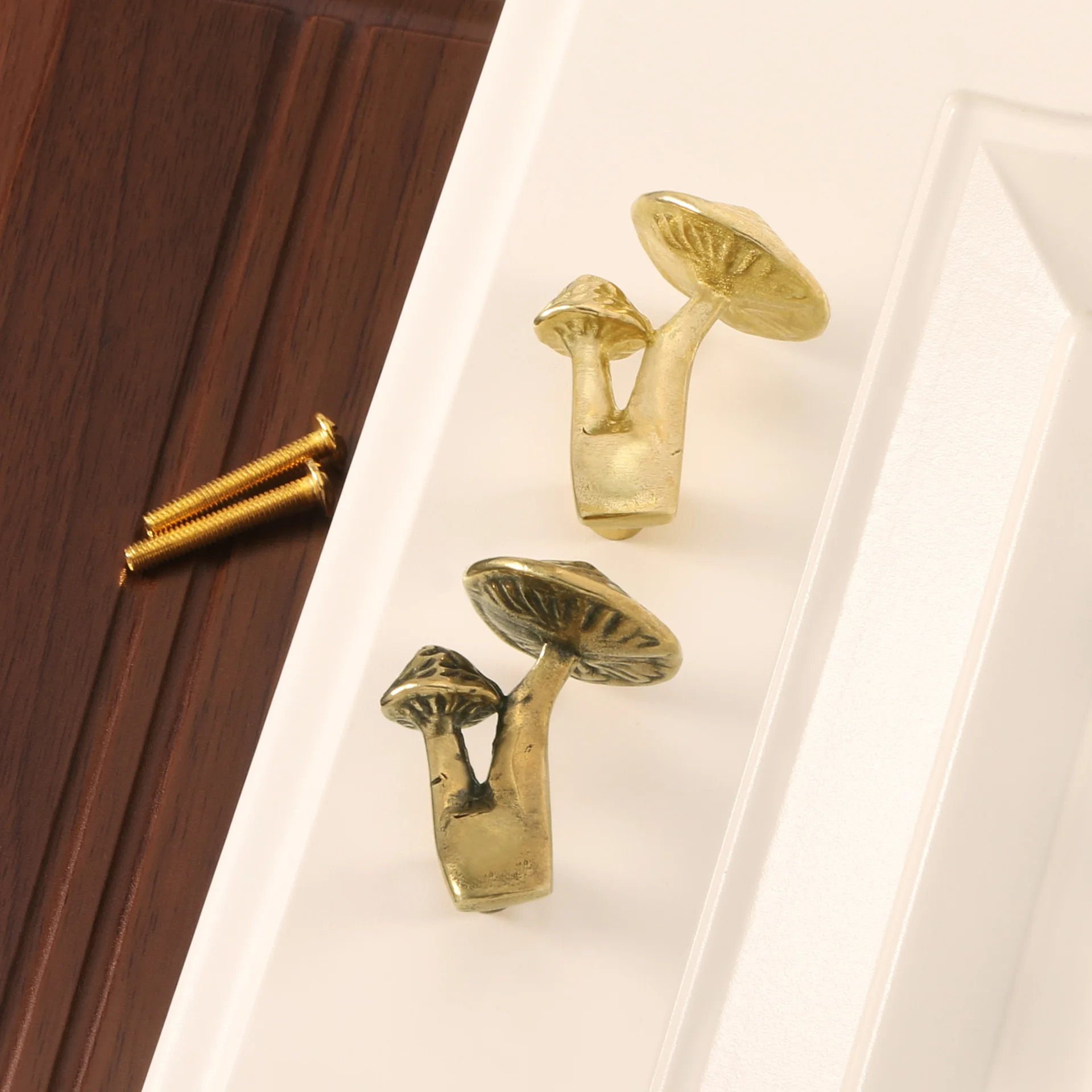 

1pc Vintage Brass mushroom Knobs – Decorative Cabinet Pulls Drawers, Dressers & DIY Furniture Hardware (Gold & Antique Bronze)