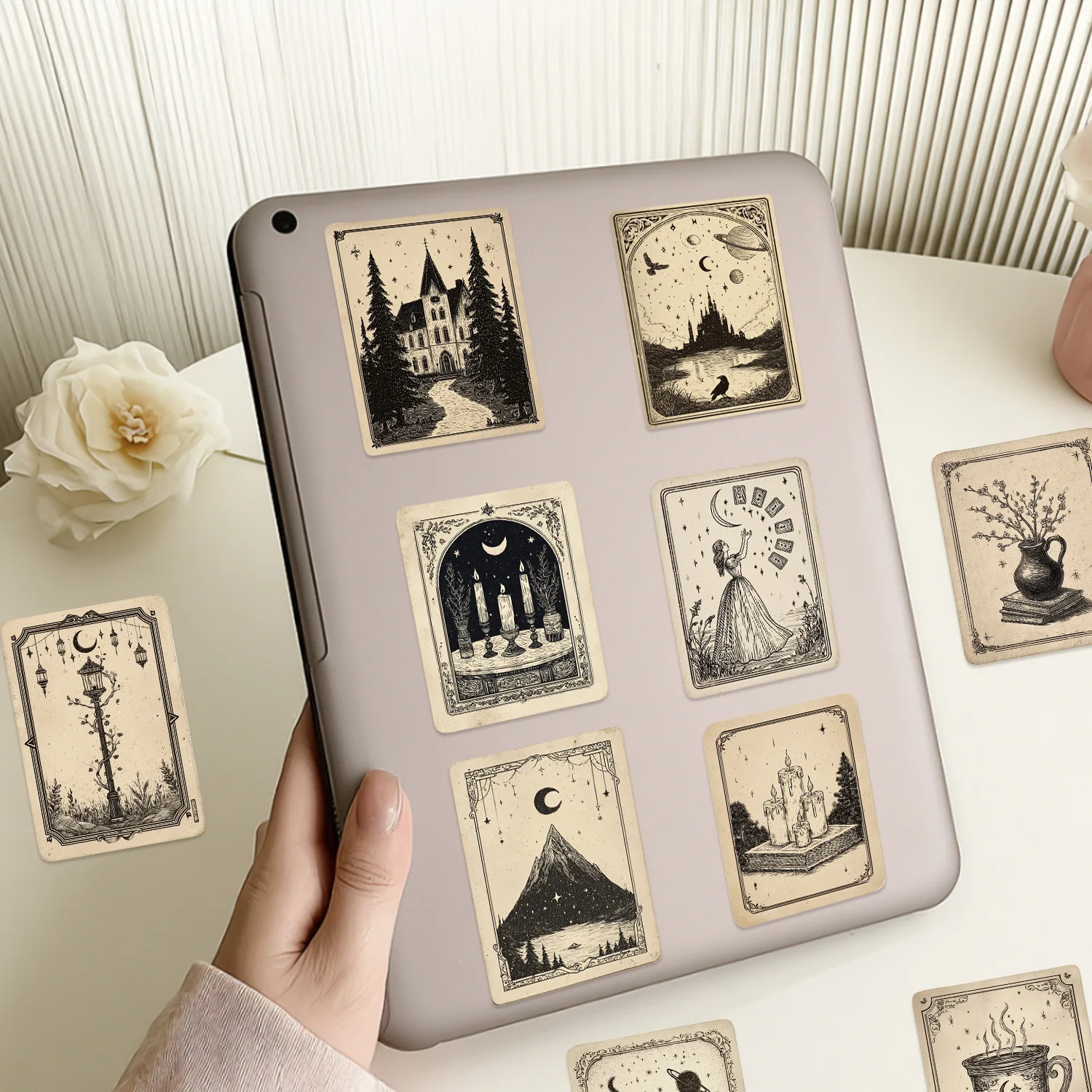 50 Stück Cartoon Gothic Magische Hexe Tarot Graffiti-Aufkleber zur Dekoration von Gitarren, Notizbüchern, Gepäck, Scrapbooks, nicht wiederholende Aufkleber – Detail 2