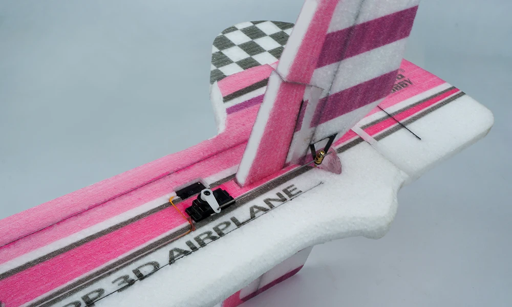 Real Hawk EPP Yak55 3D Akrobatik-Flugzeug Bausatz, 800mm Spannweite, Indoor-Outdoor Schaumstoffmodell für Anfänger, Hobby-Flugzeug – Detail 15