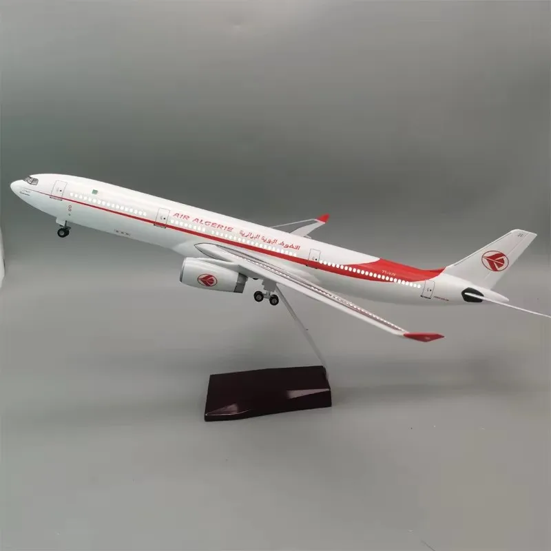 

1:135 Scale 47 Cm A330 Air Algerie Airlines Model With Lights And Bottom Wheel Die-cast Resin Plastic Plane Model Gift