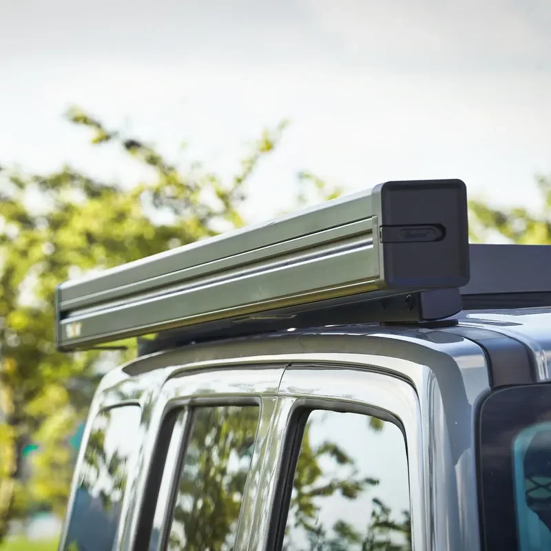 

Awnlux Waterproof 2x2.5m Retractable Aluminum Case Semi-automatic 4x4 4WD Car Rooftop Roof Side Awning Tent for Camping