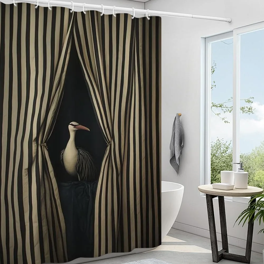 

Черно-белая полосатая элегантная занавеска для душа с изображением птиц, забавный рисунок с животными для детской комнаты или ванной.