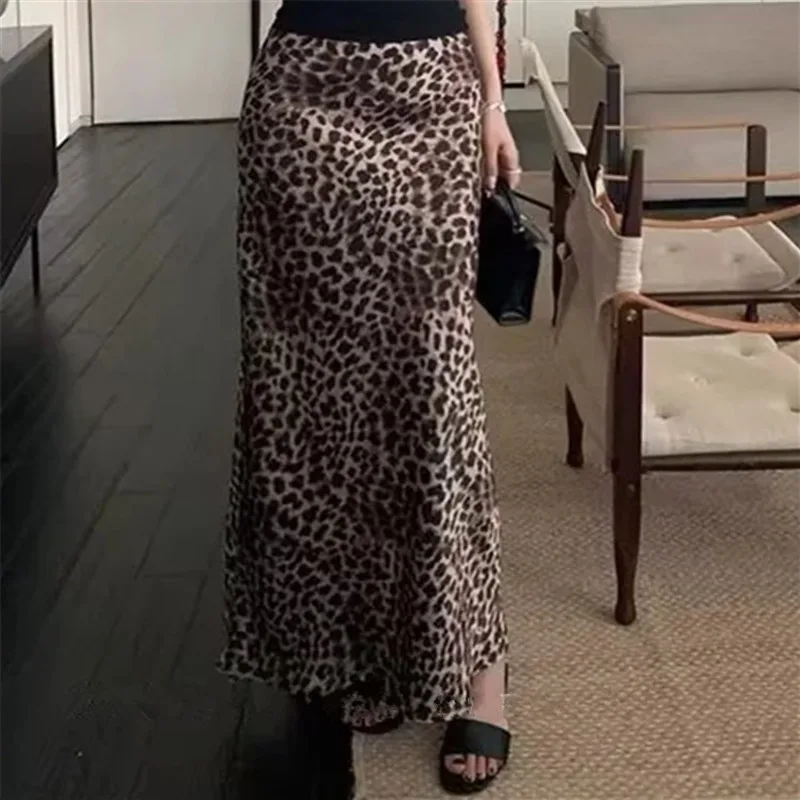 

Leopard Print Sexy Bodycon Mermaid Skirt Floor-Length Midi Skirt 2025 New Spring Women's Fashion Draped Long Skirt Casaul TLO3