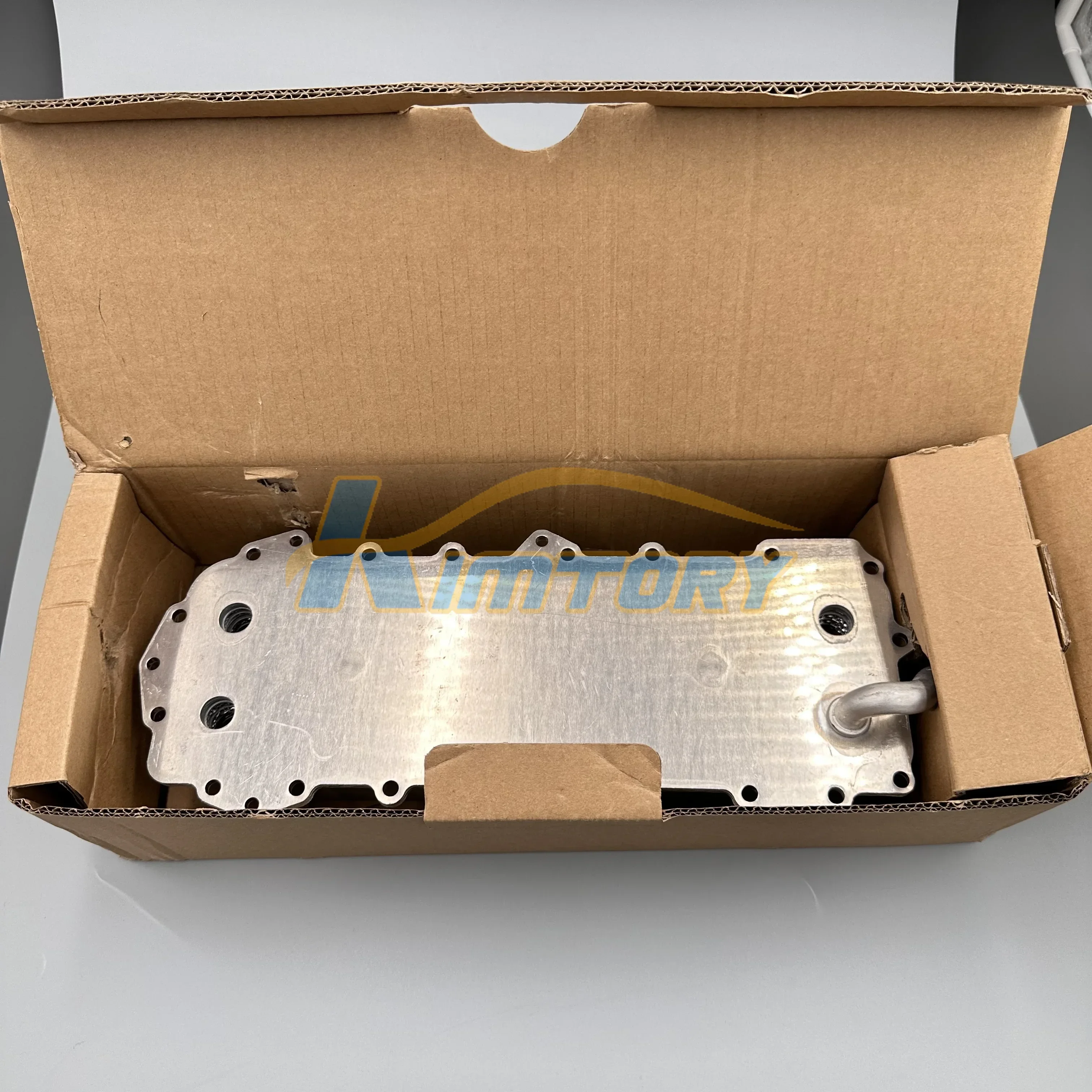 مجموعة مبرد زيت المحرك LR 010728   يصلح لمبرد الزيت رينج روفر IV L405 رينج روفر سبورت L320