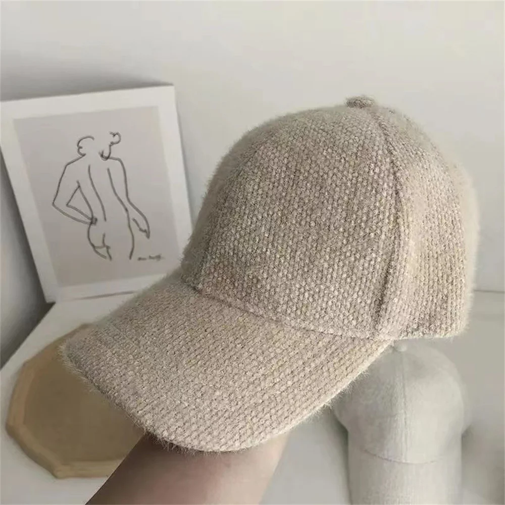 Autumn Winter Solid Color Baseball Cap Women Cony Hair Women Visor Hat White Black Warm Cap Plush Baseball Caps Mink Velvet Cap