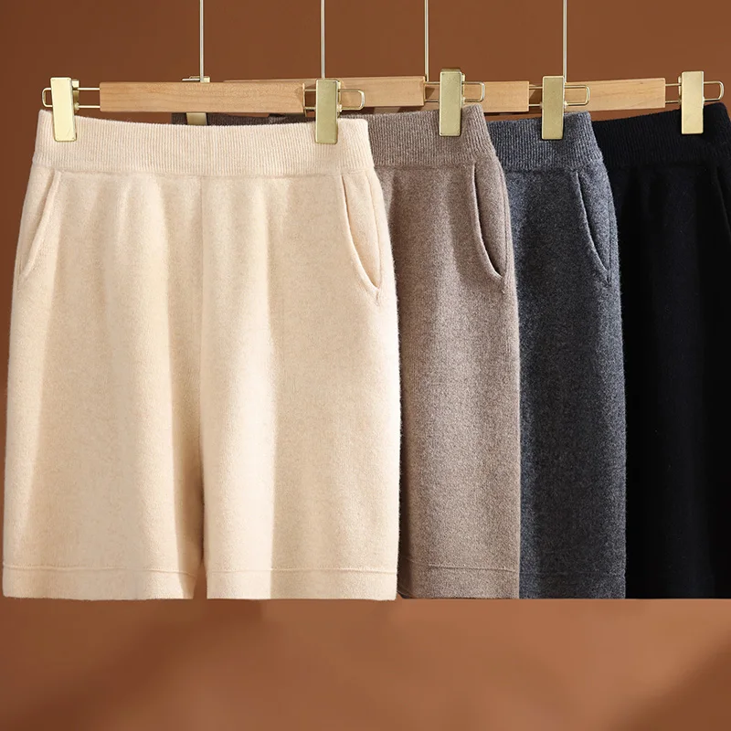 Autumn Winter Women Wool Shorts Elastic Waist Casual Basic Straight Shorts 100% Merino Wool Knitted Fit Pocket Solid Short Pants