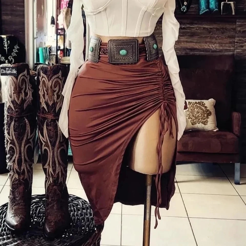 

2026 New High Waist Slit Midi Skirt Women Retro Hot Girl Ruched Drawstring Short Skirt Outfit