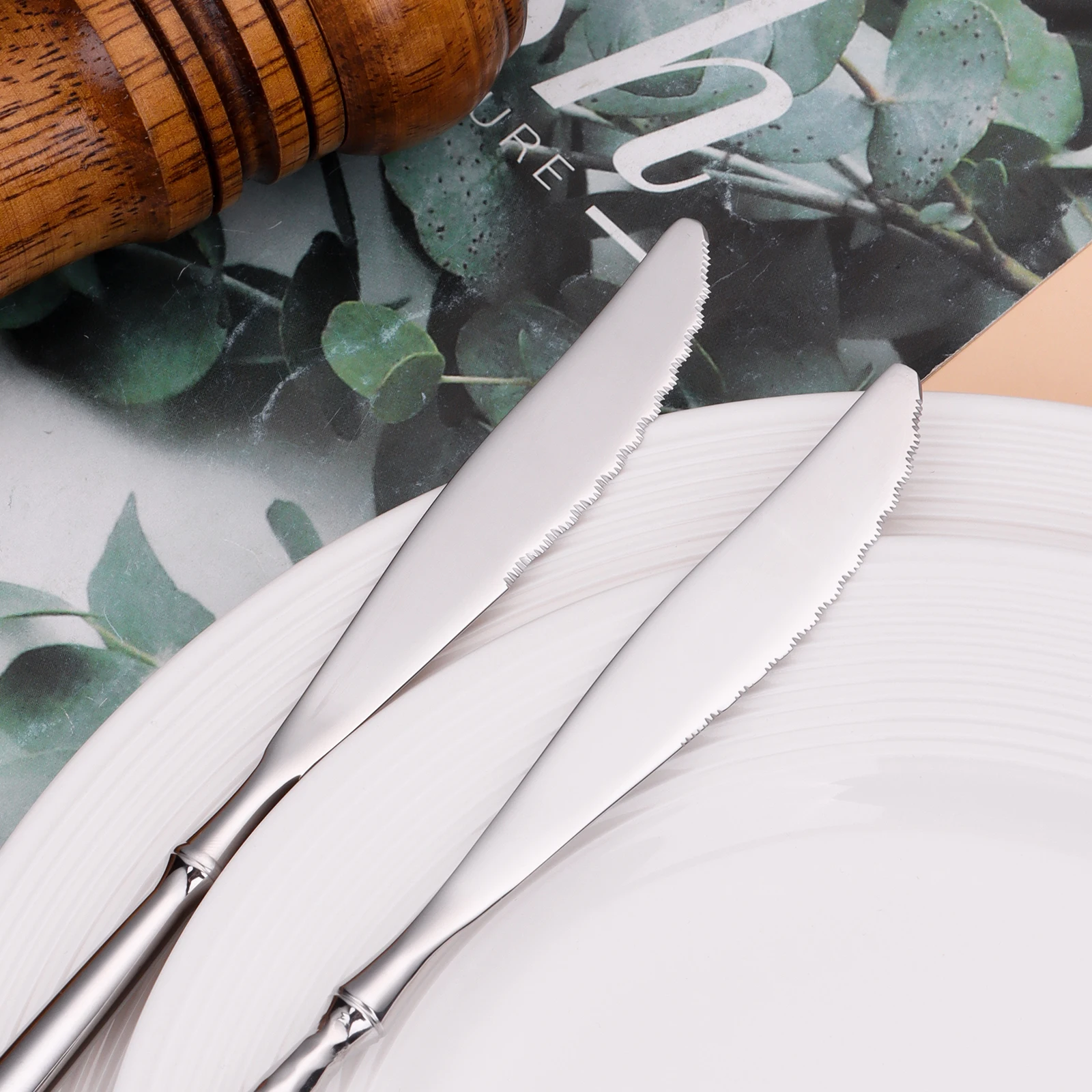 Thumbnail 4 - #9 Serveware Comparison Guide