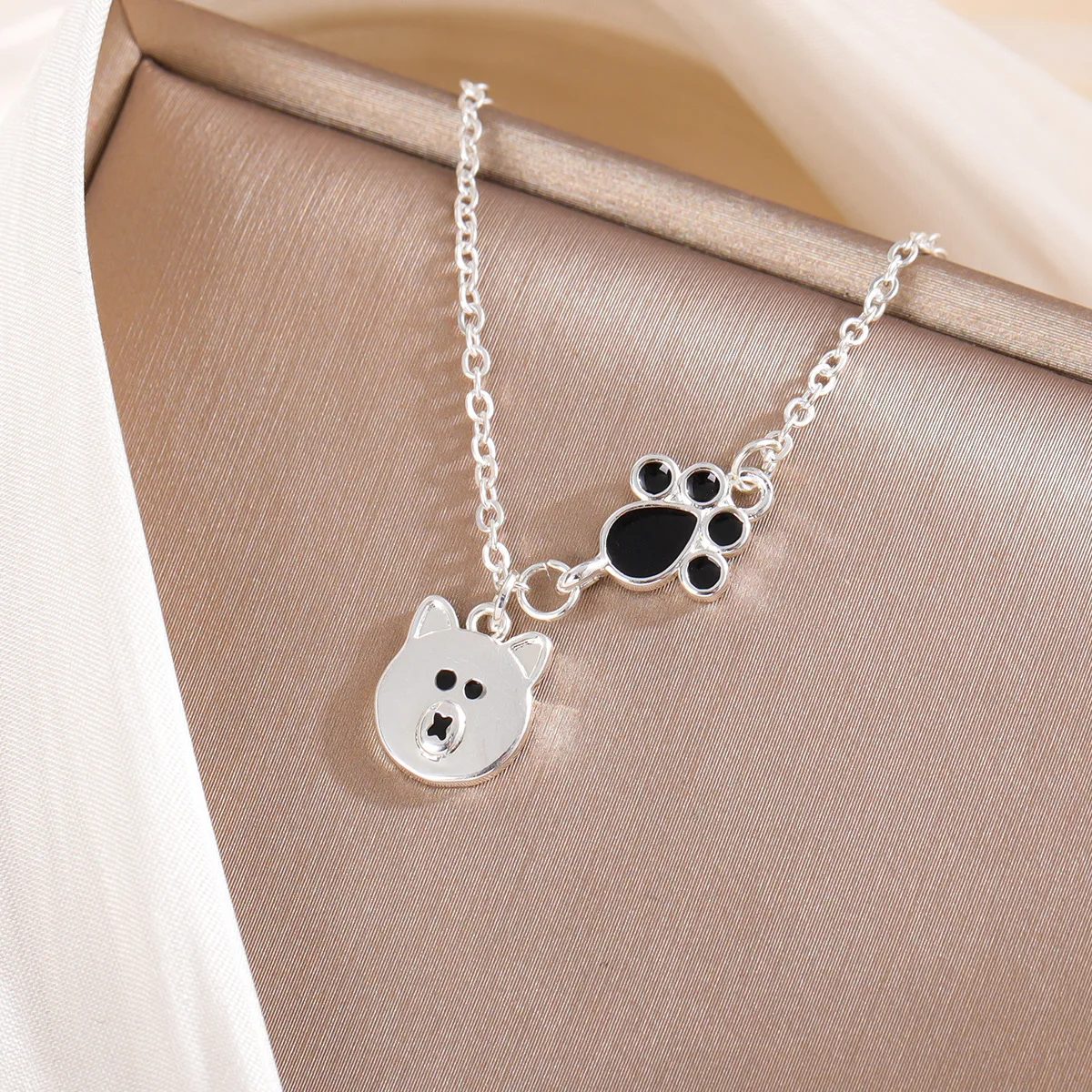 Neue Wunderschöne Bären-Halskette, Niedliches Tier-Design, 925 Sterling Silber Schmuck, Modische Persönliche Bärenklaue Damen-Halskette XL191