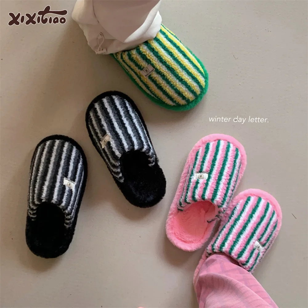 

Autumn And Winter Couple Thermal Insulation Striped Plush Comfortable Soft Anti Slip Indoor Slippers