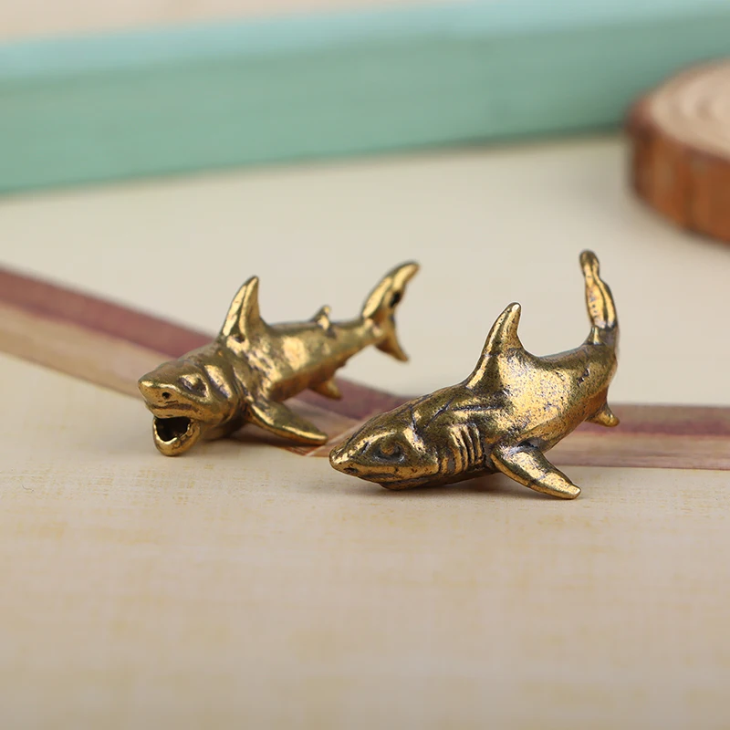 Estatuetas De Animais De Tubarão De Latão, Miniaturas Desktop Ornamento, Artesanato De Decoração Para Casa, Pingente De Chaveiro Vintage, Presente Da Jóia, 1Pc