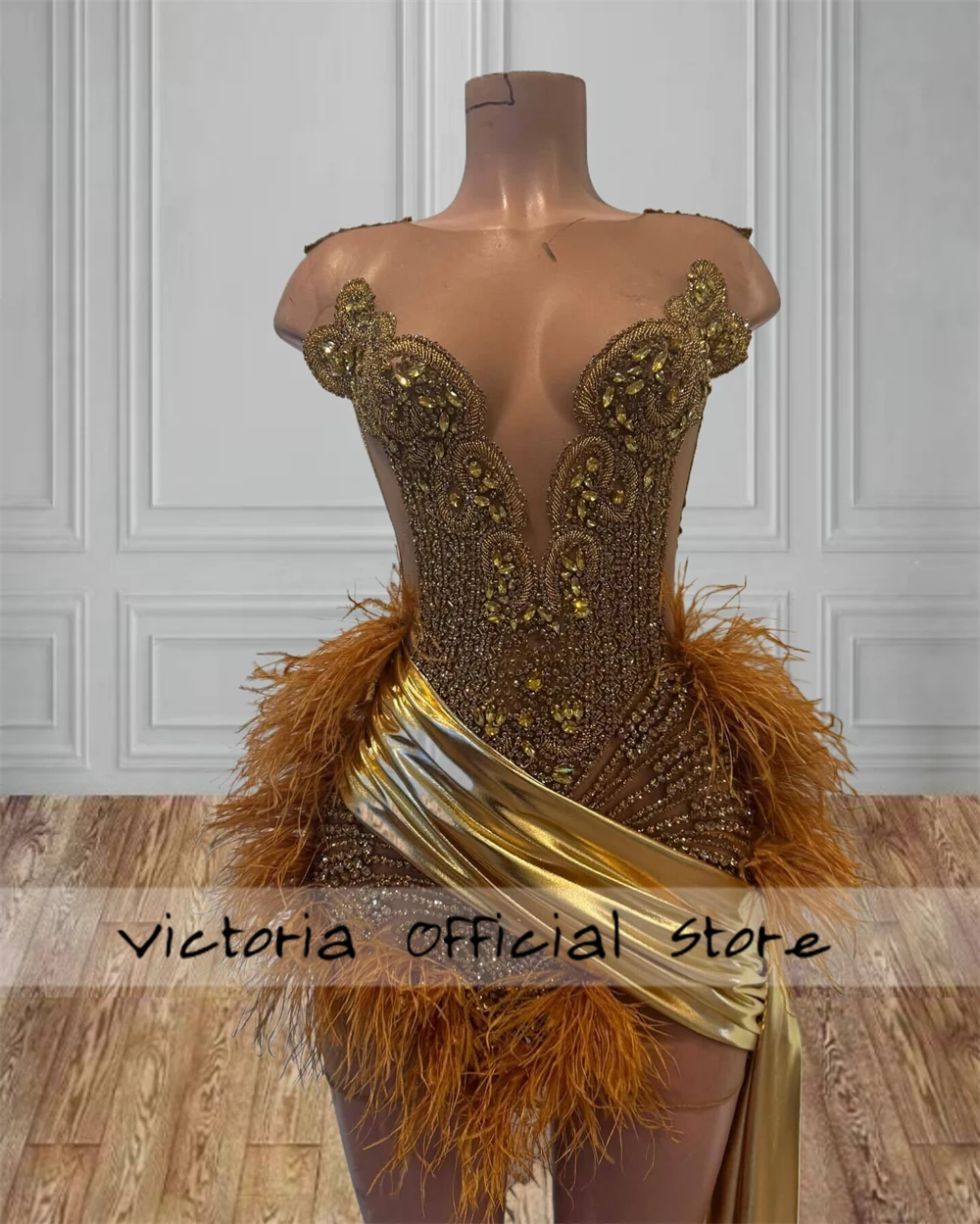 Mini vestido de fiesta de cumpleaños de lujo con cuello redondo dorado, cuentas de cristal, plumas de avestruz, tren africano, 2024