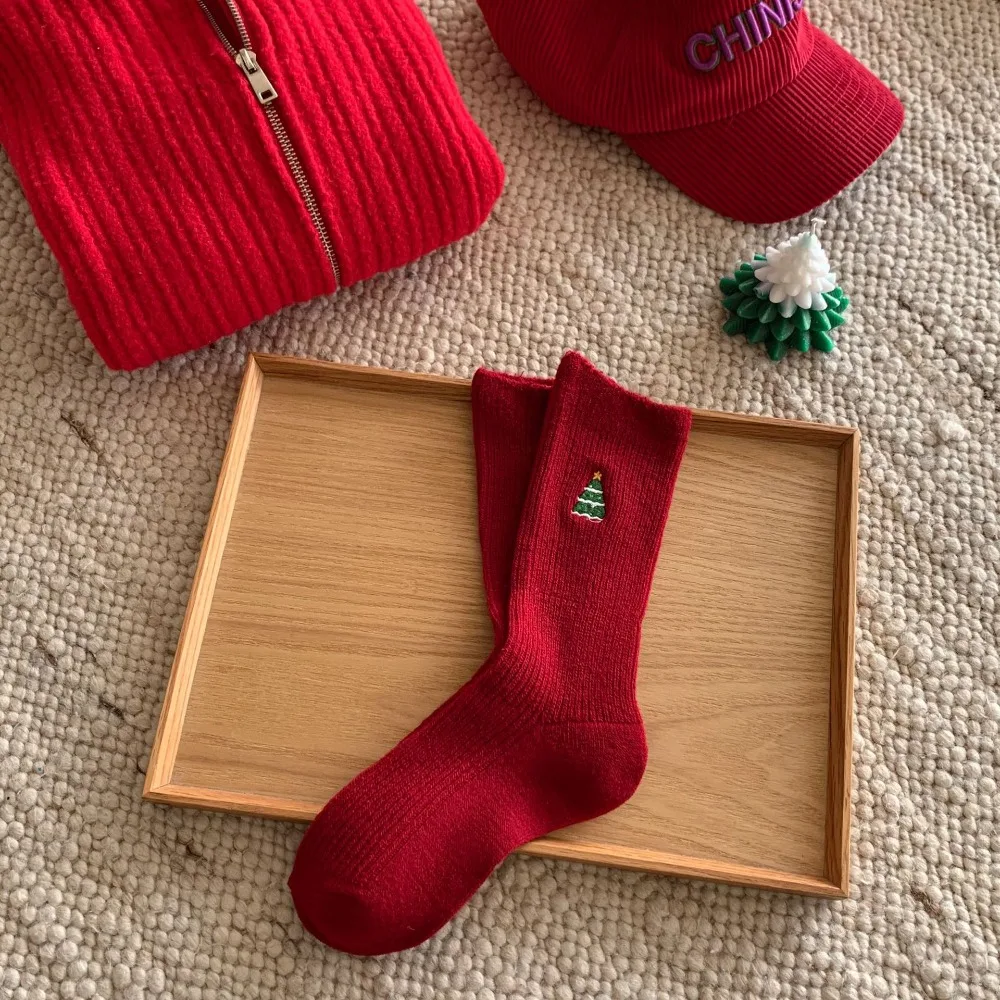 

Cotton Christmas Embroidery Socks Christmas Tree Gingerbread Man Cartoon Hosiery Korean Style Cloth Accessories Mid-Tube Socks
