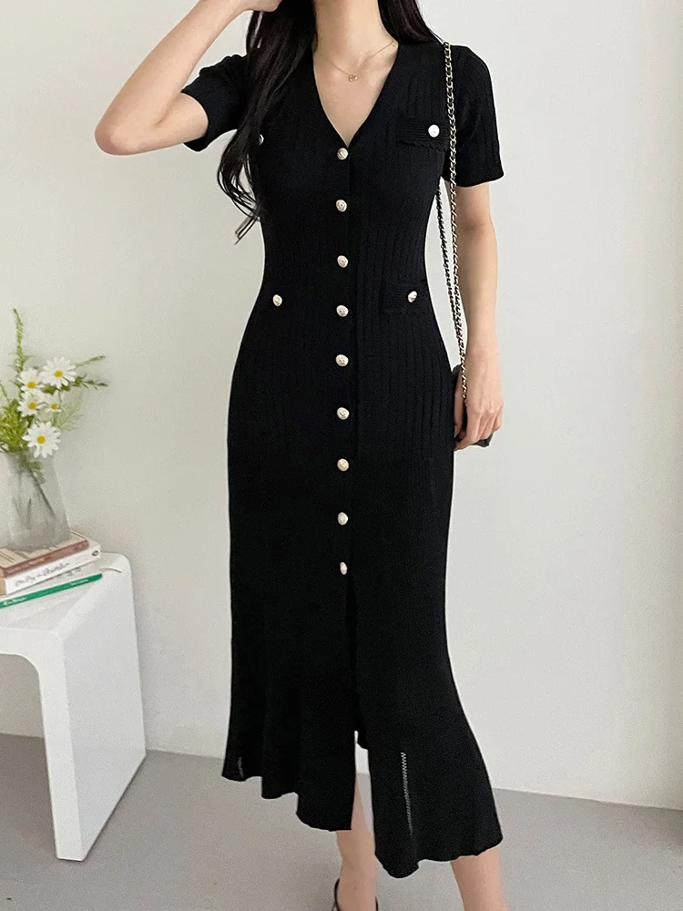 

2024 Woman Summer Fashion New V-neck Short Sleeve Elegant Ruffle Knitted Split Button Slim Fit Streetwear Trumpet Dress