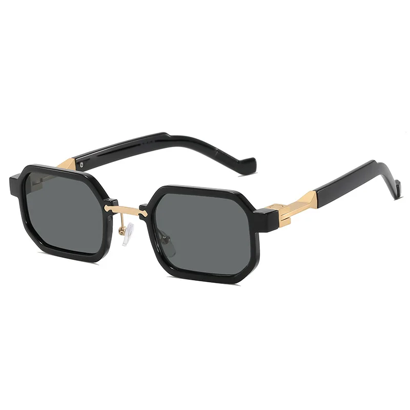 

New Retro Small Square Sunglasses Women Retro Outdoor Decorative Sun Glasses Men Vintage Travel Sunscreen Sunglass