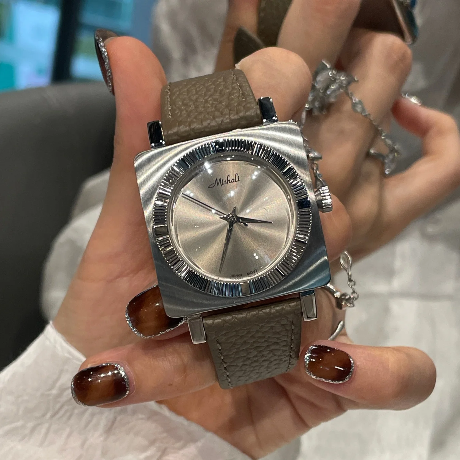 

New Exquisite Square Dial Women'S Watch, Elegant And High-Value, A Premium Selection Of Watches, Women'S Accessories, And Gifts.