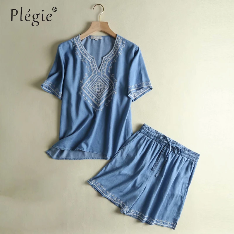 

Elegant Ladies Summer Set Denim Clothes Embroidery Denim Tops + Elastic Waist Shorts 2022 Fashion Women Streetwear