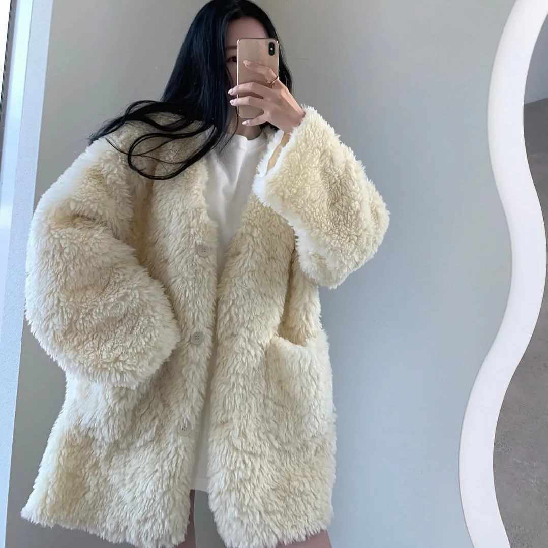 เสื้อโค้ทขนสัตว์ผู้หญิงสไตล์เกาหลี รุ่นใหม่ ใส่สบาย อุ่น ทรงหลวม ช่วยให้ดูผอม ใส่ได้หลายโอกาส เหมาะสำหรับฤดูใบไม้ร่วงและฤดูหนาว
