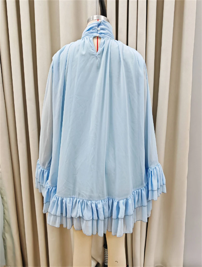 KEANKETIAN 2025 Novo vento de férias em camadas estilo capa mini vestido azul claro feminino gola batwing manga vestidos de chiffon
