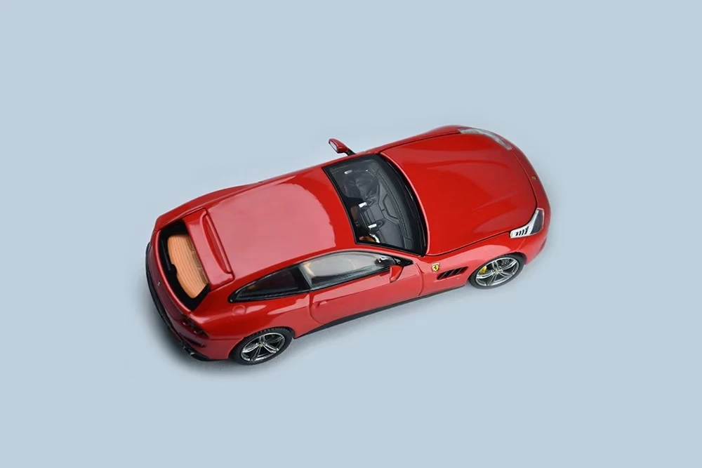 PK 1:64 Leap Horse GTC4 Lusso غطاء أمامي أحمر قياسي قابل للفتح مجموعة نماذج سيارة مصنوعة من خليط معدني