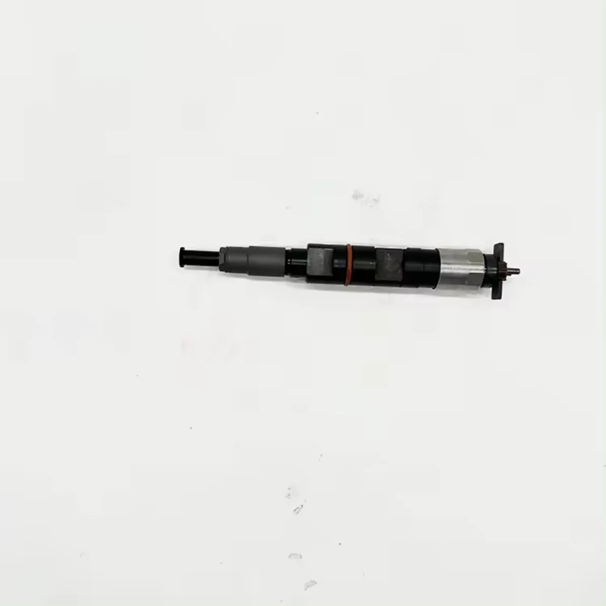 high quality  095000-5160 RE518725  FUEL INJECTOR  For JOHN DEERE