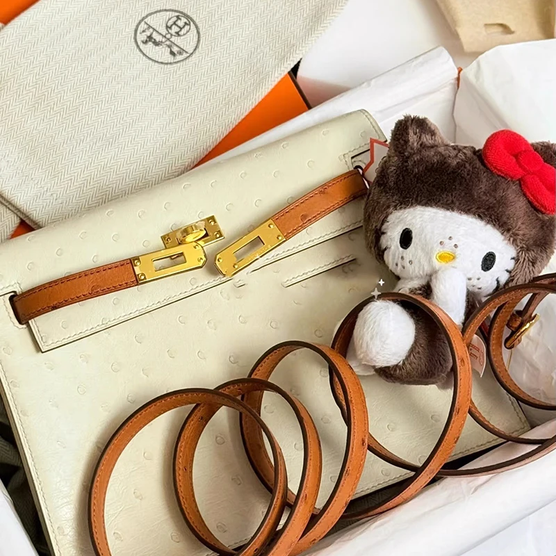 Kawaii Sanrios Hellokittys Freckled Plush Keychains Anime Kitty Cat Plushie Toys Doll for Girls Backpack Keyring Hanging Gifts