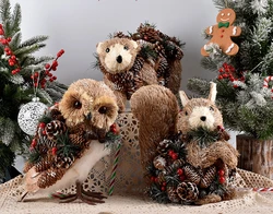 Festival supplies: Grass woven pine cones, panda headed eagle, squirrel decorations, Christmas